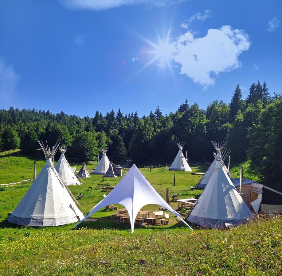 Village Tipi เลอ เฟคลาซ์ ภายนอก รูปภาพ