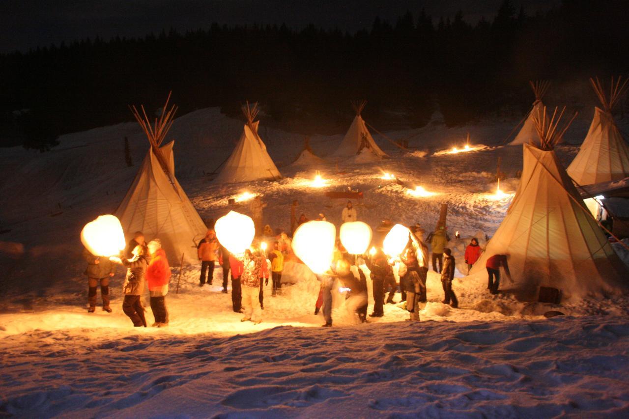 Village Tipi เลอ เฟคลาซ์ ภายนอก รูปภาพ